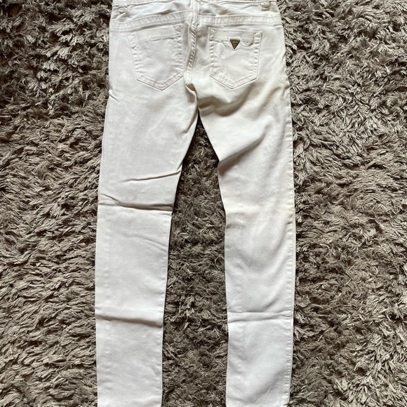Guess Skinny Jeans - Picture 2 of 3